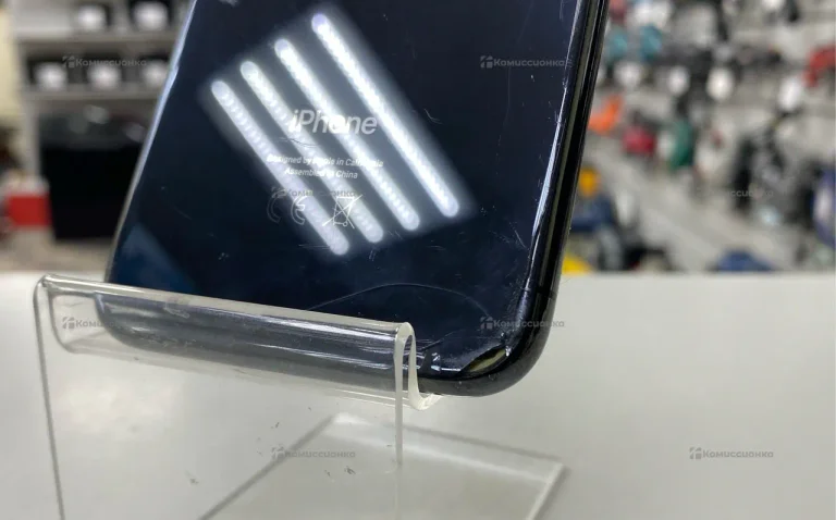 Apple iPhone X 3/256 ГБ