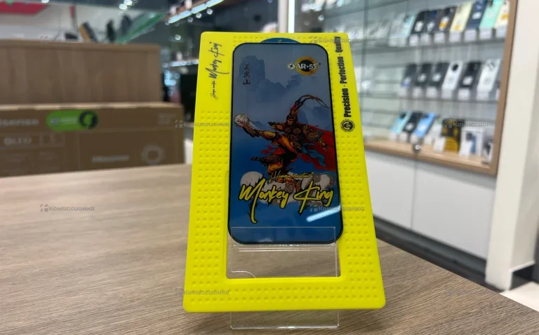 Защитное стекло Monkey King 9H для Iphone 17 PRO (Z)