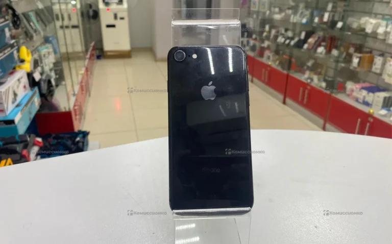 Apple iPhone 8 2/64 ГБ