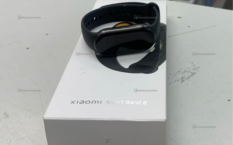 Часы  Xiaomi Smart Band 8