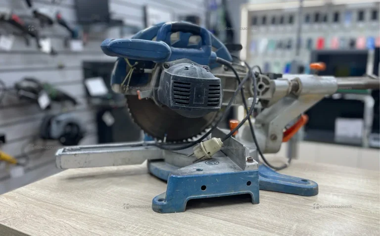 Торцоврчная пила Dexter J1G-ZP1A-210