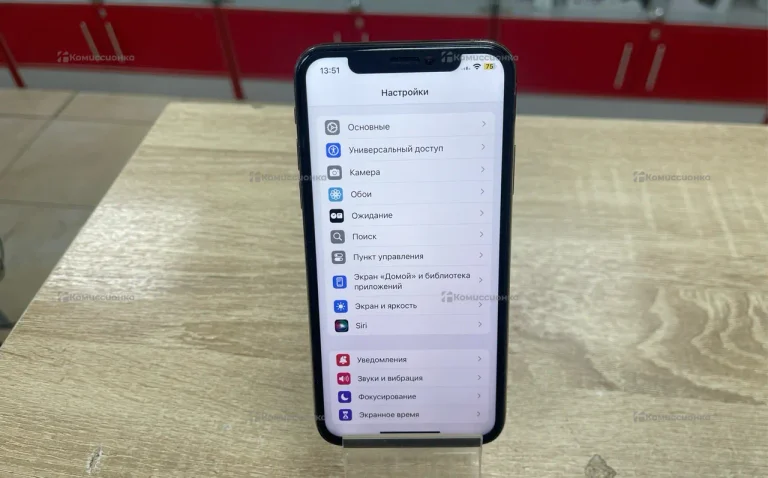 Apple iPhone XS 4/64 ГБ