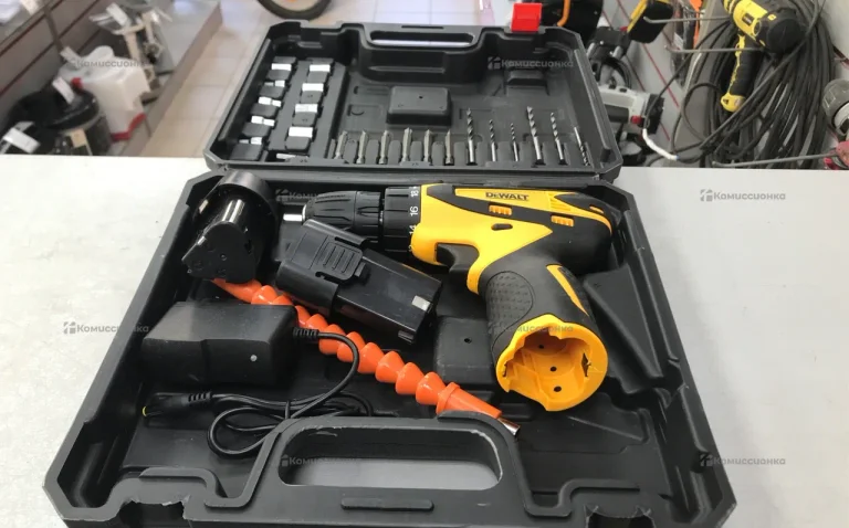 Шуруповёрт DeWalt (реплика)