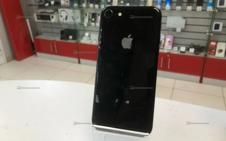 Apple iPhone 8 2/64 ГБ