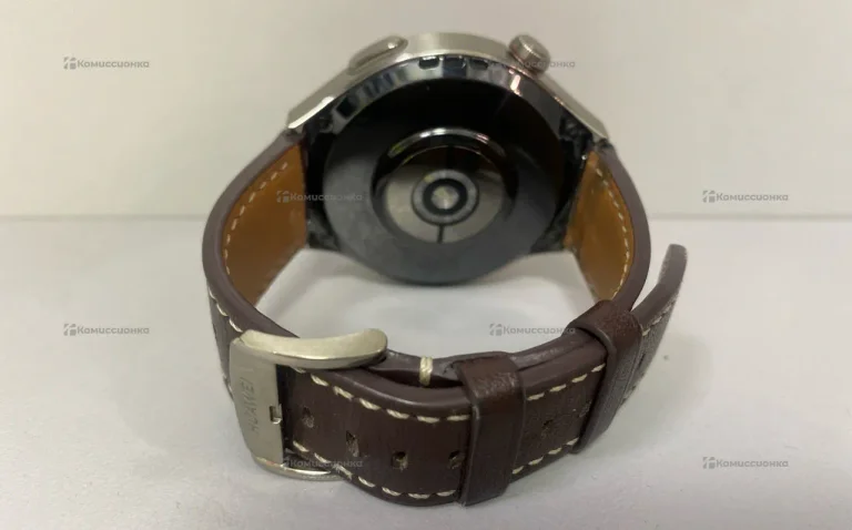 Часы  Huawei Watch 4 Pro