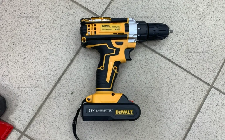 шуруповерт Dewalt реплика