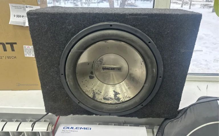 Сабвуфер  Machete