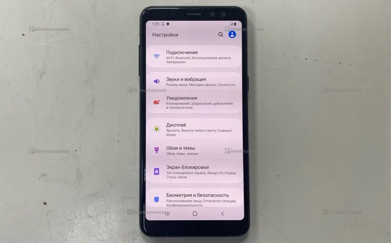 Samsung Galaxy A8 2/32 ГБ