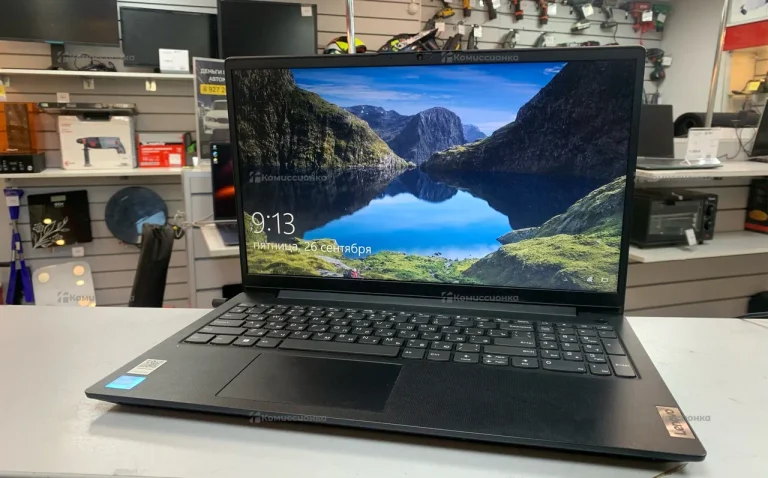 Ноутбук  Lenovo v15-G3 i5-1235u
