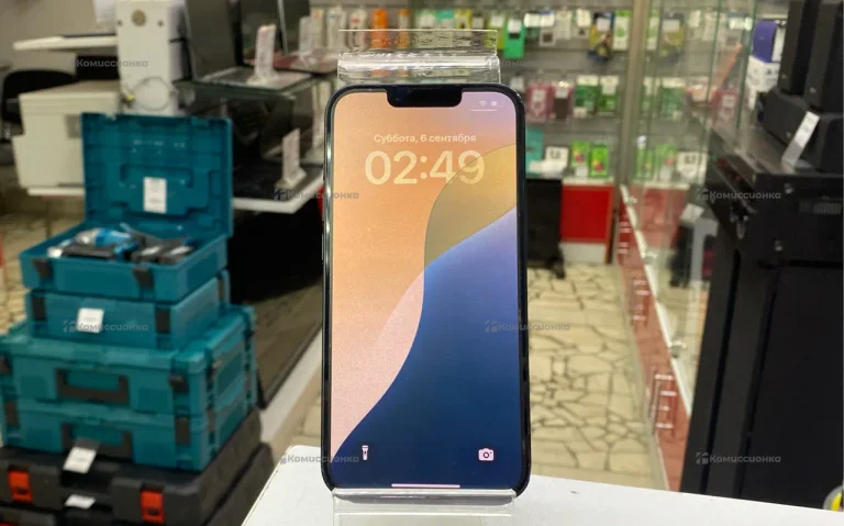Apple iPhone 16e 128GB