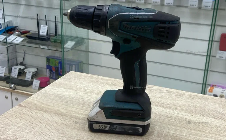 Дрель-шуруповерт makita DF347D