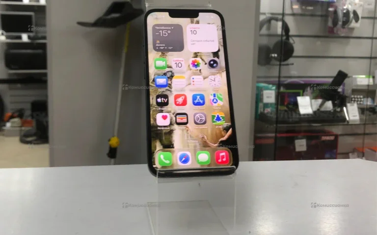 Apple iPhone 13 4/128 ГБ
