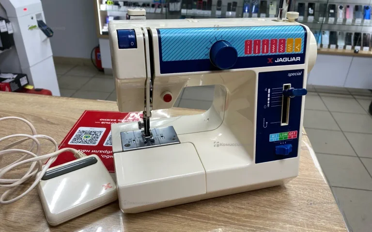 Швейная машина  Jaguar 281