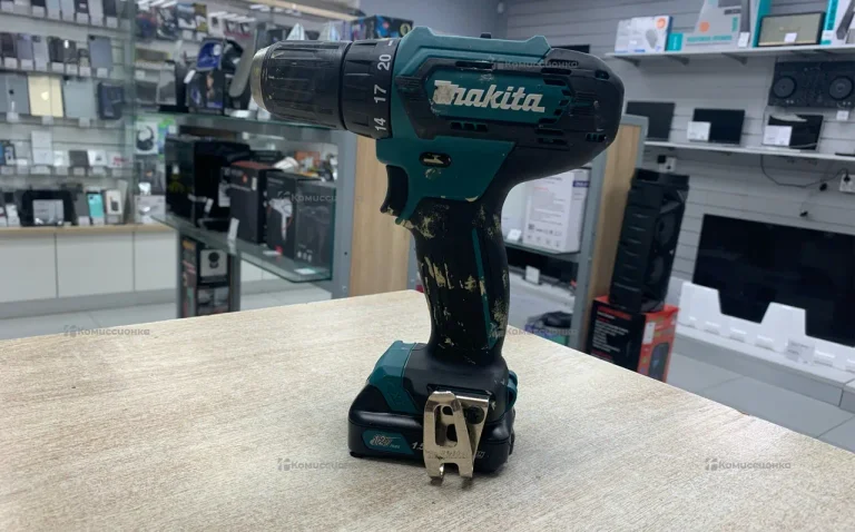 Дрель Шуруповерт Makita DF333D
