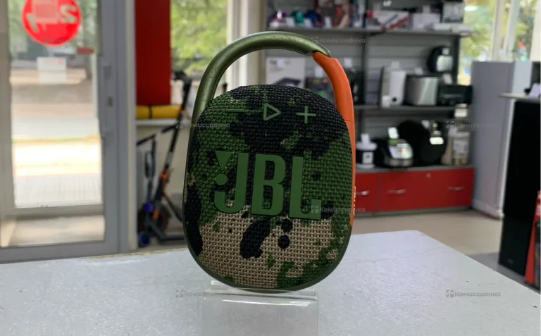 Колонка  Jbl clip 4
