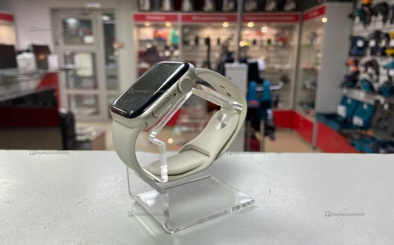 Часы  Apple Watch SE 40mm