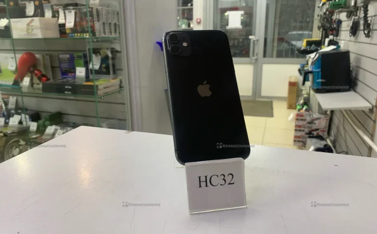 Apple iPhone 11 4/128 ГБ