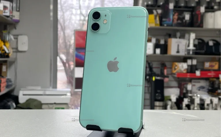 Apple iPhone 11 4/64 ГБ