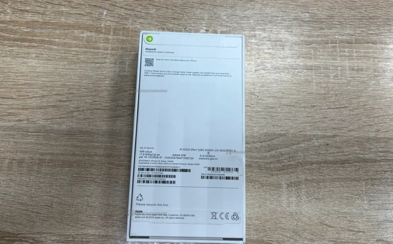 Apple iPhone 16 8/256 ГБ