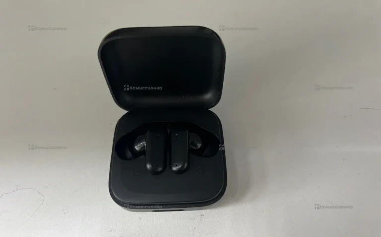 Наушники  by