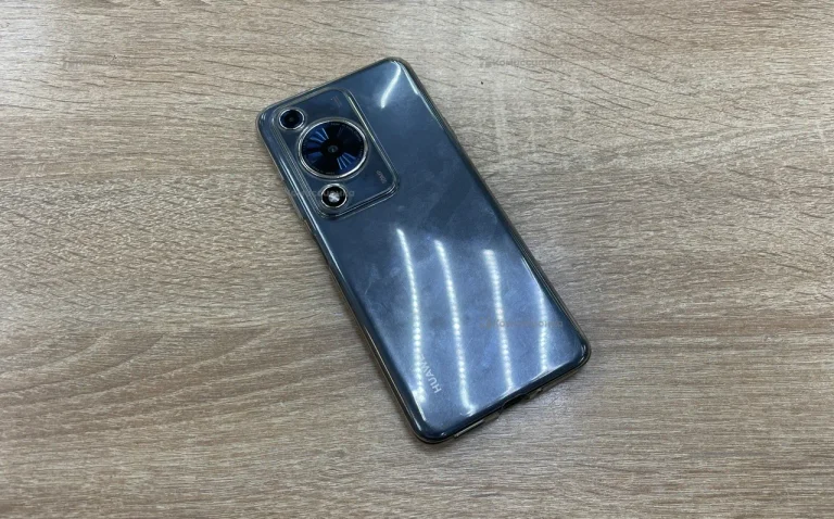 Huawei nova Y72 8/128 ГБ