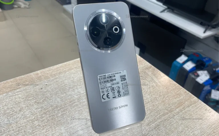 Tecno Spark 30C 4/128 ГБ