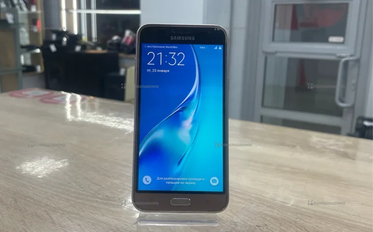 Samsung Galaxy J3 (2016) 1.5/8 ГБ