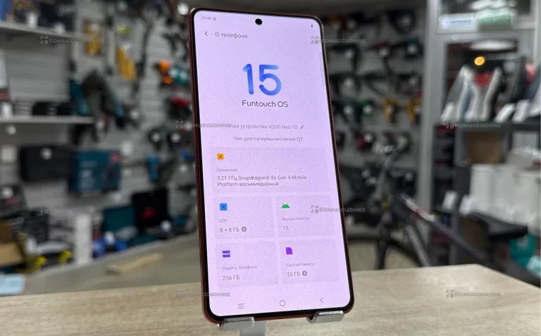 Vivo iQOO Neo 10 8/256 ГБ