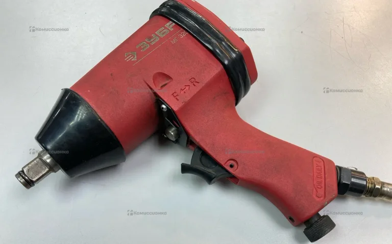 Пнемвогайковерт Зубр мг-320