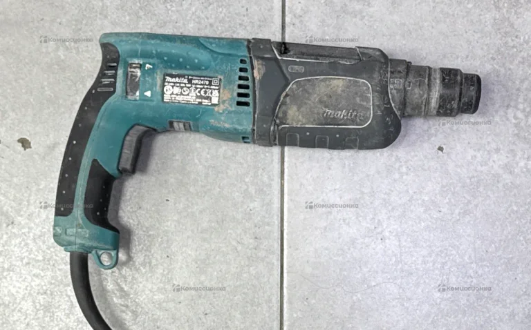 Перфоратор Makita hr2470
