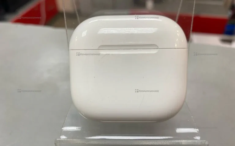 Наушники  AirPods 4 без шумодава