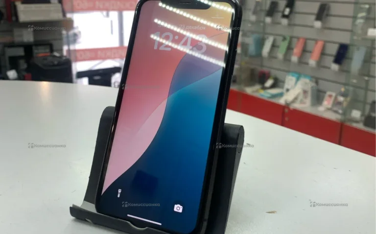 Apple iPhone 11 4/64 ГБ