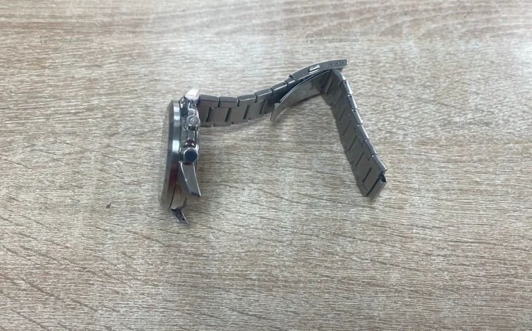 Часы Casio Edifice EFR-571 DW