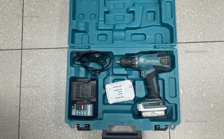 Шуруповёрт Makita DF457D
