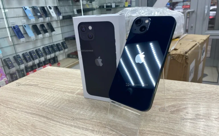 Apple iPhone 13 4/256 ГБ