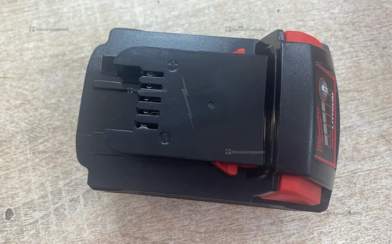 Аккумулятор Milwaukee REDLITHIUM M18 5.0Ah