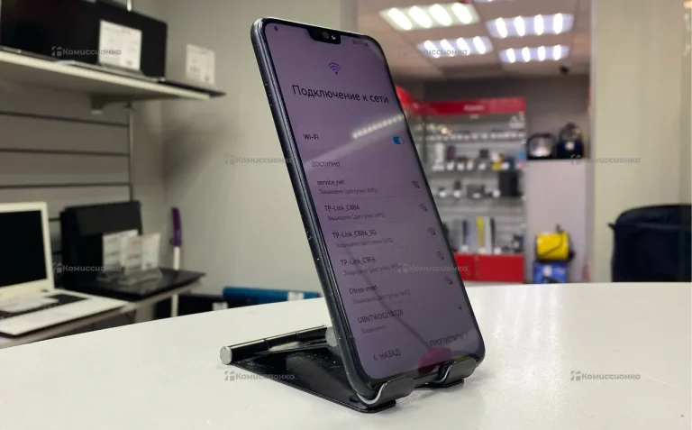 Honor Honor 8x 4/64.
