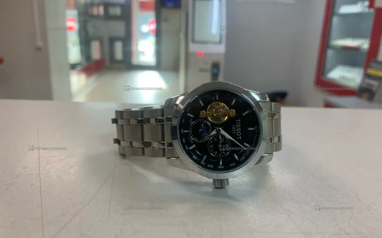 Часы  Tissot T111417A replica