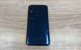 Samsung Galaxy A20 3/32 ГБ