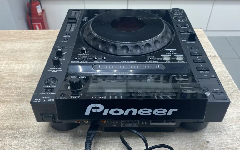 Dj контролер pioneer CDJ 2000