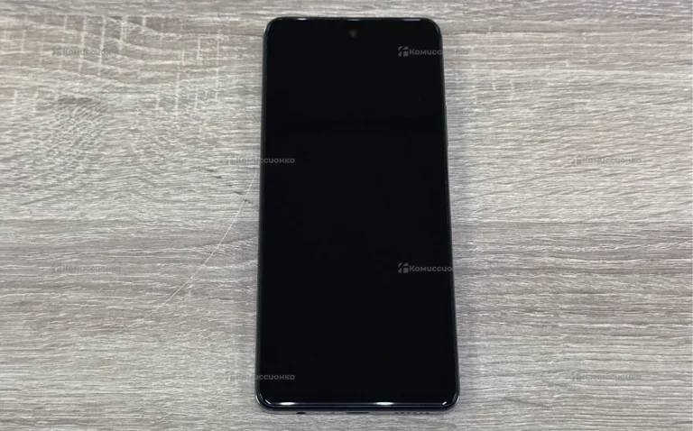 Tecno Spark 20 Pro 12/256Gb