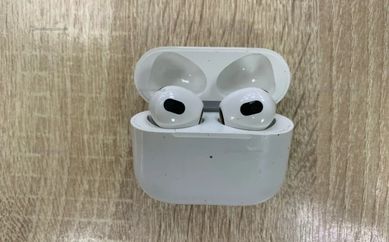 Наушники  Apple AirPods