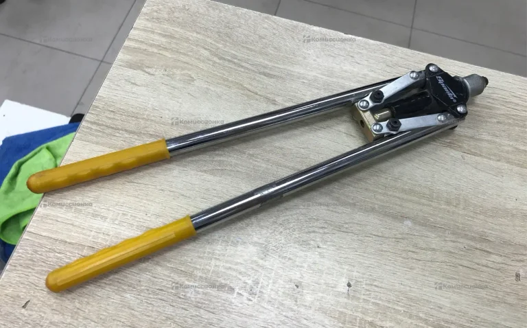 Ручной заклёпочник Sparta