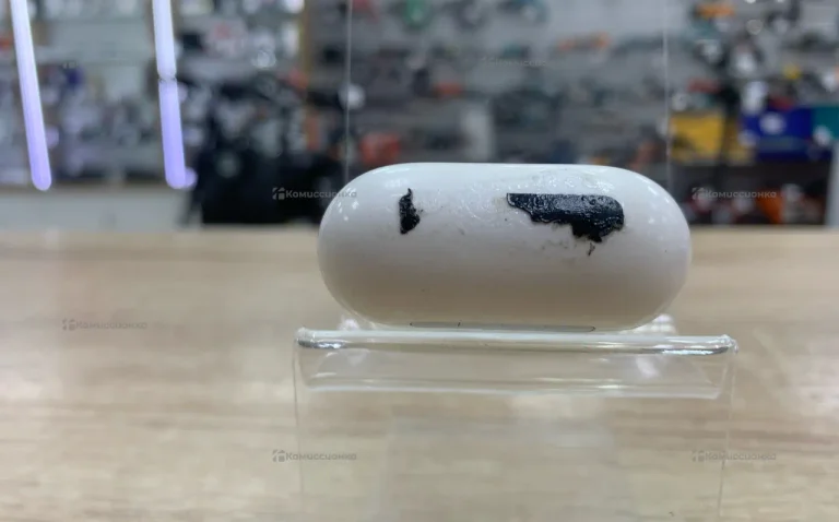 Наушники  AirPods 4