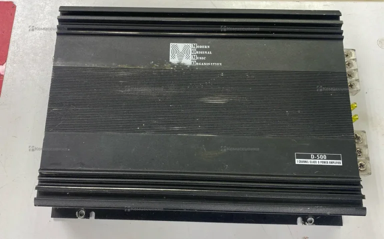Усилитель  momo d-500