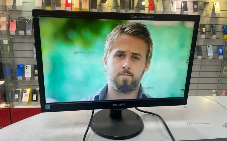 Монитор Philips 193V5LSB2