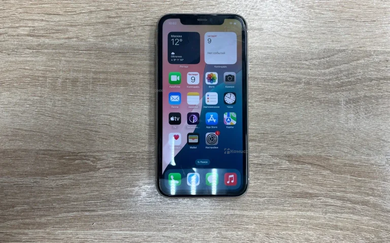 Apple iPhone 11 4/128 ГБ