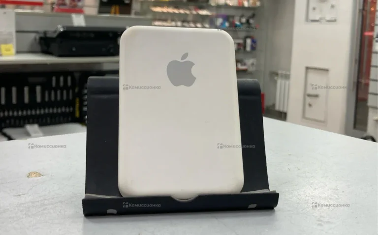 Power Bank  Apple магнит
