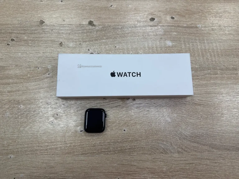 Часы  Apple Watch SE 3 44mm