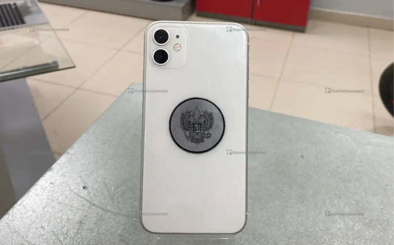 Apple iPhone 11 4/64 ГБ